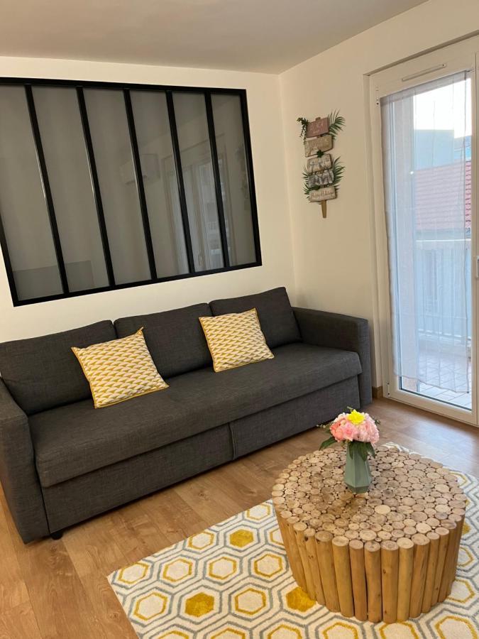 Apartamento Le Christina T2 climatisé avec parking et Wifi Sainte-Maxime Exterior foto