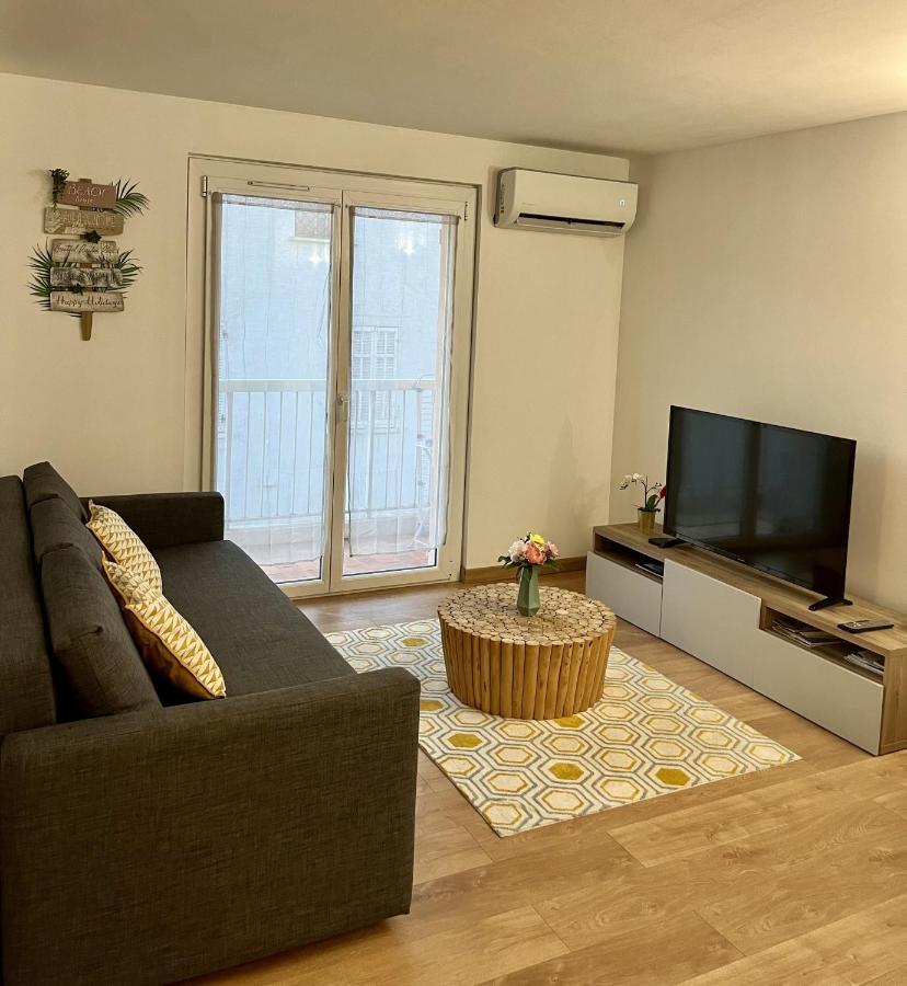 Apartamento Le Christina T2 climatisé avec parking et Wifi Sainte-Maxime Exterior foto